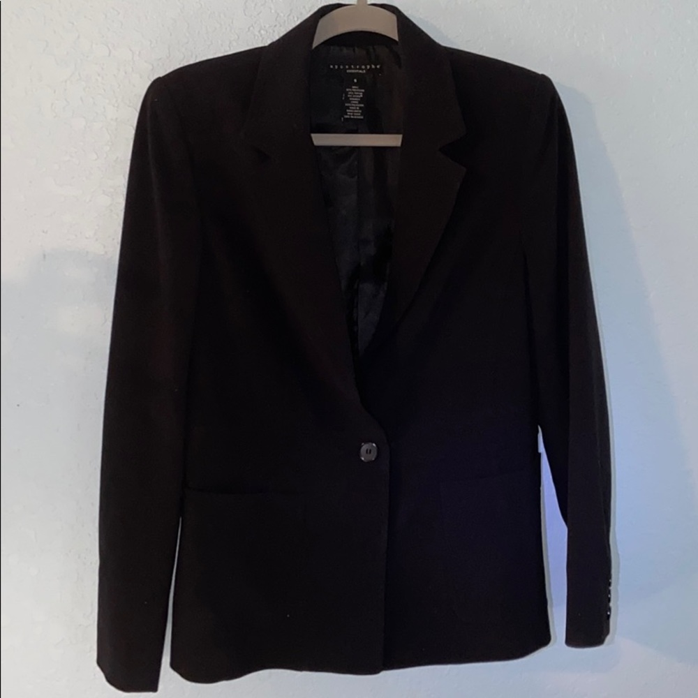Apostrophe Essentials black lined blazer.